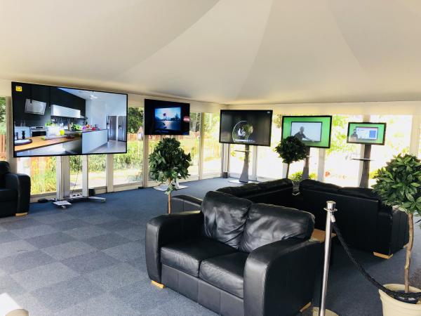 PSCo LFD Touchscreens